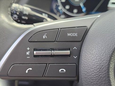 Used 2023 Hyundai Sonata SEL w/ Convenience Package FWD image 10