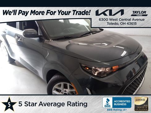 Used 2025 Kia Soul LX w/ LX Technology Package FWD image 1
