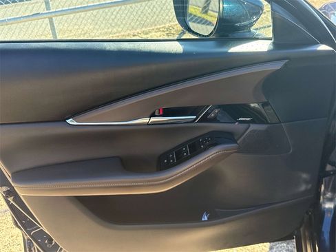 Used 2025 MAZDA CX-30 AWD 2.5 S w/ Premium Package image 12