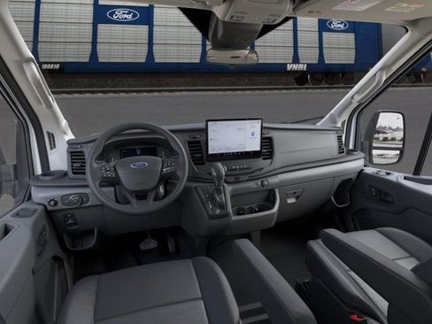 New 2026 Ford Transit 250 148 Medium Roof RWD image 9