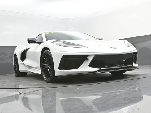 Used 2023 Chevrolet Corvette Stingray Premium Cpe w/ Z51 Performance Package image 27