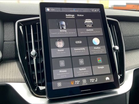 New 2026 Volvo XC90 B6 Ultra w/ Protection Package image 22