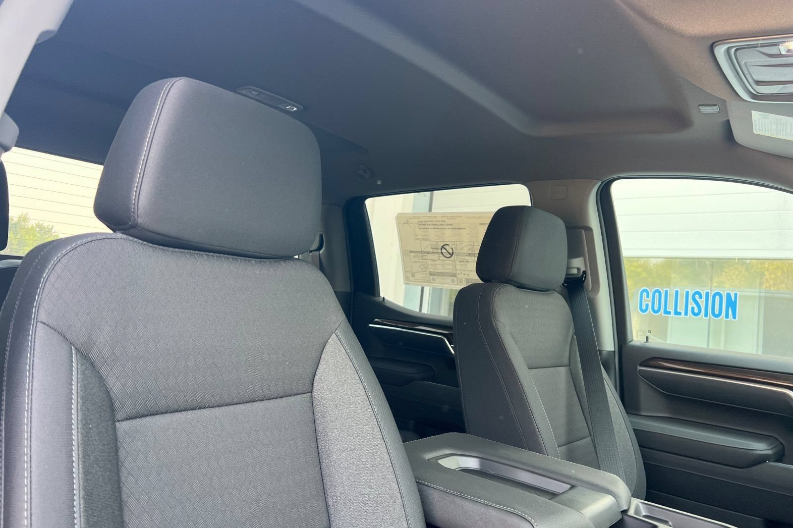 New 2026 Chevrolet Silverado 1500 Custom Trail Boss AWD/4WD image 12