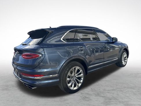 Used 2022 Bentley Bentayga V8 image 11