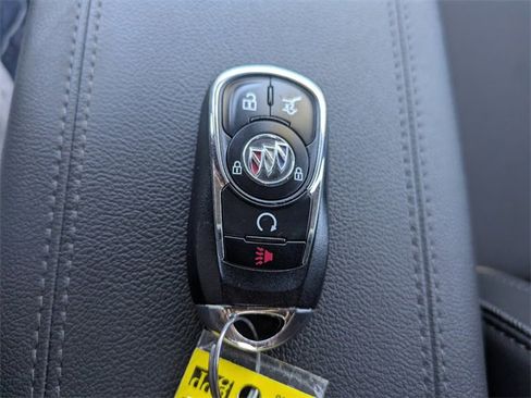 Used 2022 Buick Encore GX Select image 36