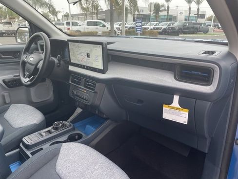 New 2025 Ford Maverick XLT image 26