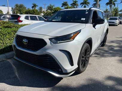 Used 2023 Toyota Highlander XSE