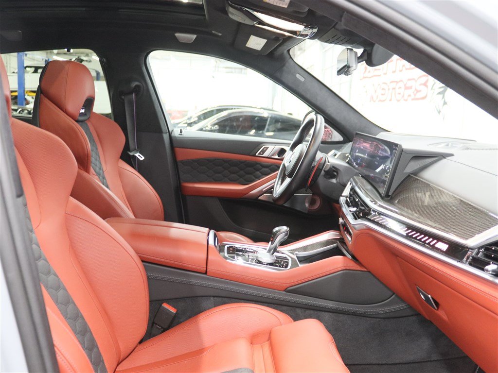 Used 2024 BMW X6 M Competition w/ Executive Package AWD/4WD image 35