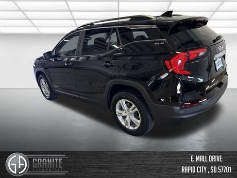 Used 2021 GMC Terrain SLE w/ Driver Convenience Package AWD/4WD image 4