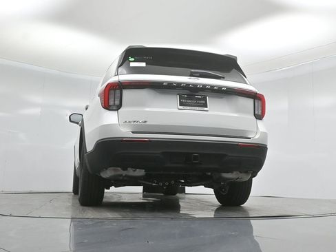 New 2026 Ford Explorer Active AWD/4WD image 47