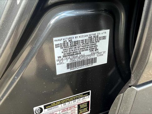 New 2025 Nissan Kicks SR image 17