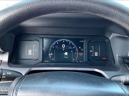 Used 2025 Toyota Tacoma SR5 AWD/4WD image 12