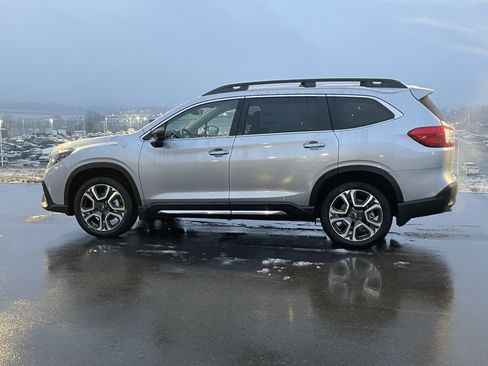 Used 2026 Subaru Ascent Limited w/ Popular Package #1 AWD/4WD image 7