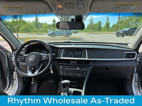 Used 2019 Kia Optima LX FWD image 23