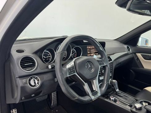 Used 2014 Mercedes-Benz C 63 AMG Sedan image 39