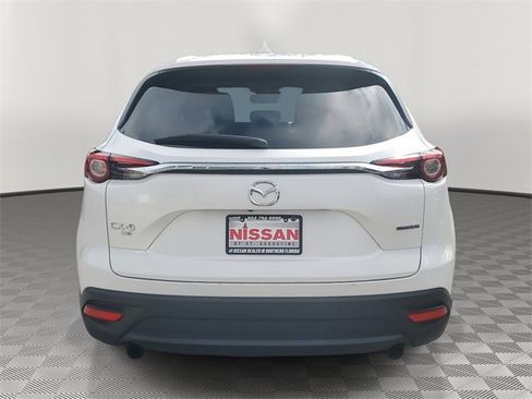 Used 2021 MAZDA CX-9 Touring w/ Touring Premium Package image 3