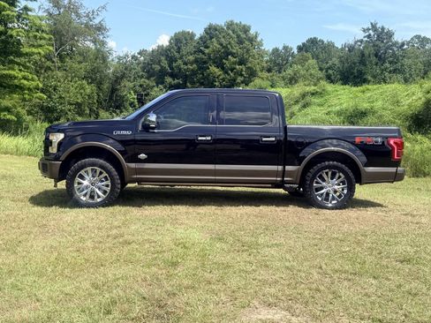 Used 2017 Ford F150 King Ranch w/ Equipment Group 601A Luxury AWD/4WD image 2