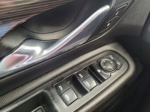 Used 2021 GMC Terrain SLT FWD image 27