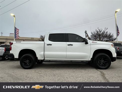 Used 2023 Chevrolet Silverado 1500 LT Trail Boss w/ Protection Package image 3