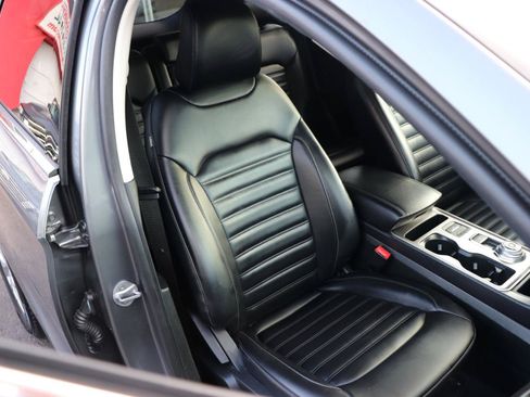 Used 2024 Ford Edge SEL AWD/4WD image 14