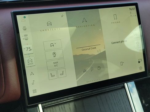 Used 2024 Land Rover Range Rover Velar Dynamic HSE image 29