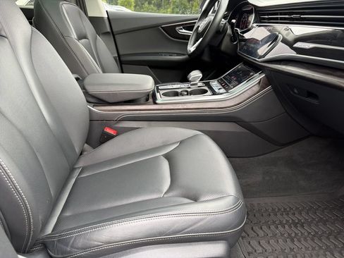 Used 2022 Audi Q8 Prestige AWD/4WD image 60