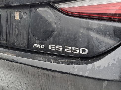 Used 2021 Lexus ES 250 w/ Premium Package image 5