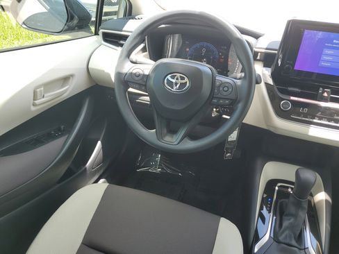 Certified 2026 Toyota Corolla LE FWD image 15