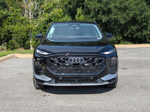 New 2026 Audi Q3 quattro 2.0T AWD/4WD image 2
