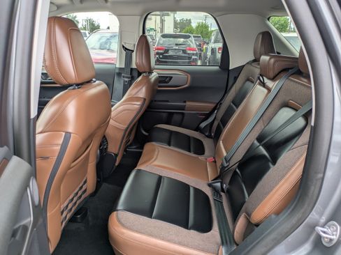 Used 2025 Ford Bronco Sport Outer Banks w/ Outer Banks Tech Package+ AWD/4WD image 12
