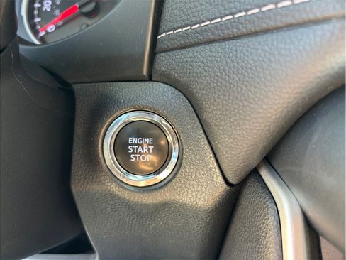 Used 2022 Toyota RAV4 XLE image 26