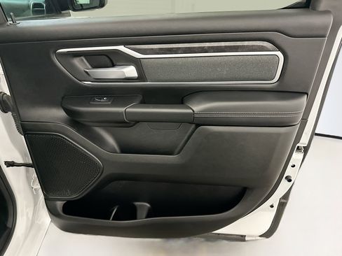 Used 2023 RAM 1500 Big Horn image 30