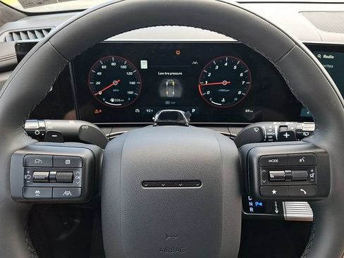 Used 2024 Hyundai Santa Fe Calligraphy AWD/4WD image 21