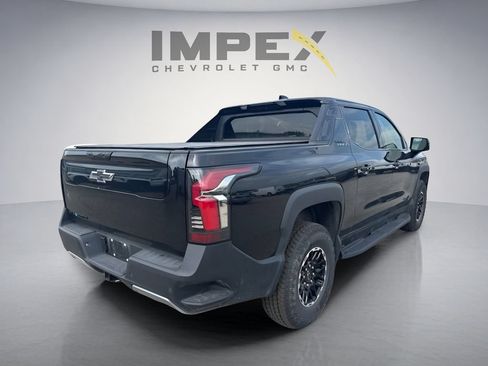 Used 2026 Chevrolet Silverado EV Trail Boss AWD/4WD image 5