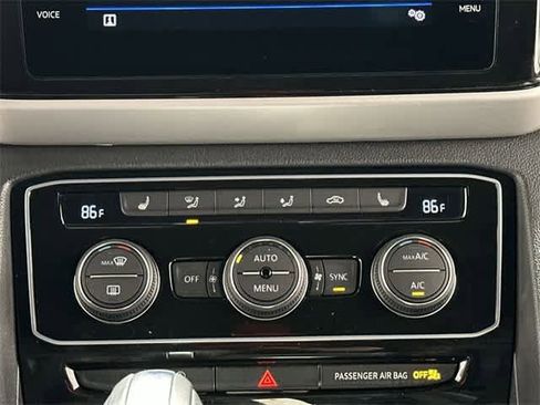 Certified 2022 Volkswagen Atlas Cross Sport SEL R-Line image 18