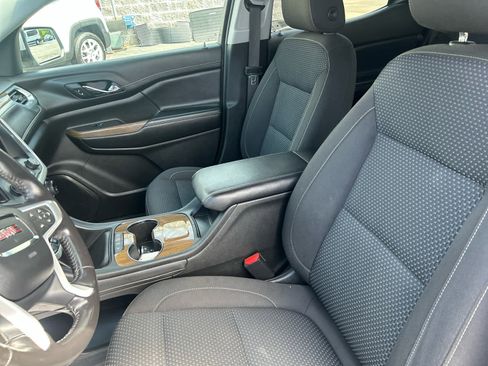 Used 2020 GMC Acadia SLE FWD image 14