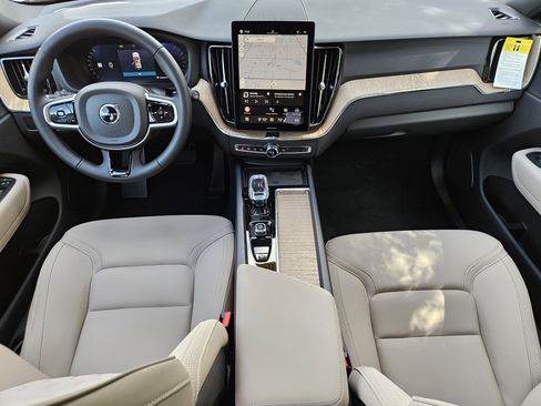 New 2026 Volvo XC60 B5 Core w/ Protection Package image 15