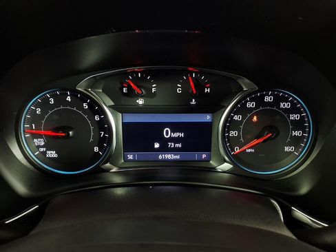 Used 2023 Chevrolet Equinox Premier AWD/4WD image 17