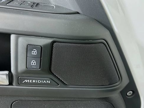 Used 2025 Land Rover Defender 130 S AWD/4WD image 20