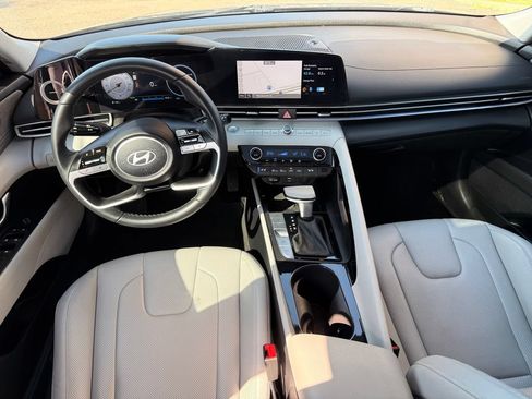 Used 2024 Hyundai Elantra Limited FWD image 40
