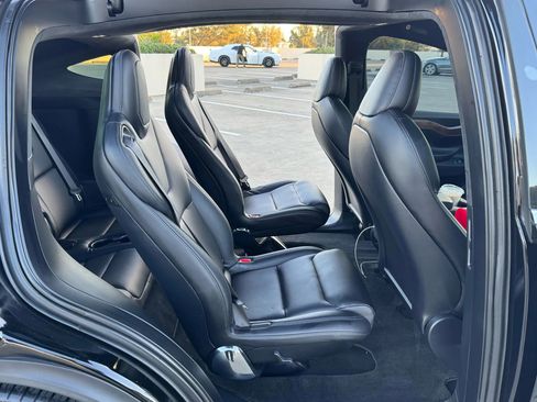 Used 2021 Tesla Model X Long Range image 25