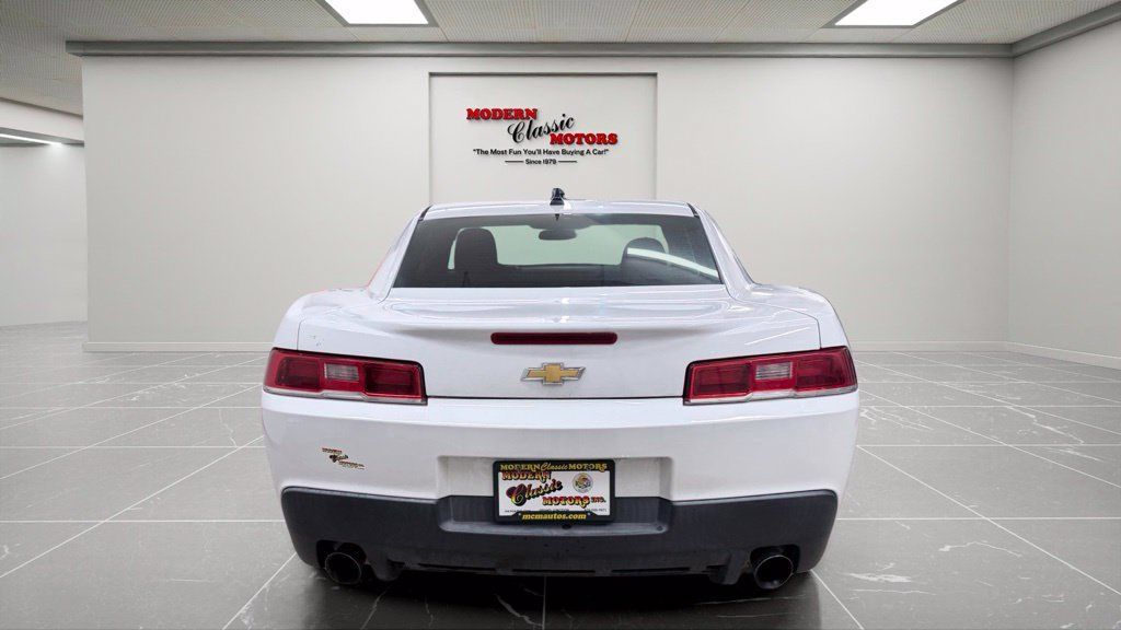 Used 2015 Chevrolet Camaro LS RWD image 6