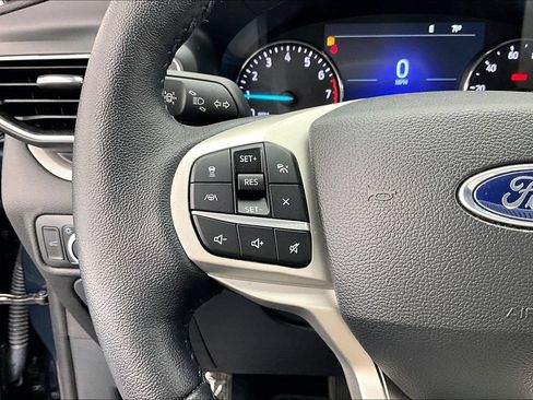 Certified 2023 Ford Explorer XLT w/ Equipment Group 202A AWD/4WD image 18