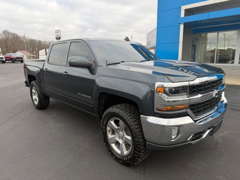 Used 2018 Chevrolet Silverado 1500 LT w/ All Star Edition image 2