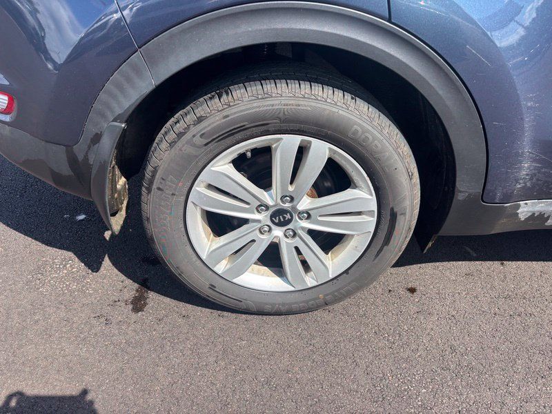 Used 2018 Kia Sportage LX AWD/4WD image 15