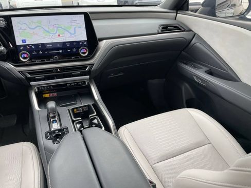 Used 2024 Lexus TX 350 AWD w/ Technology Package image 11