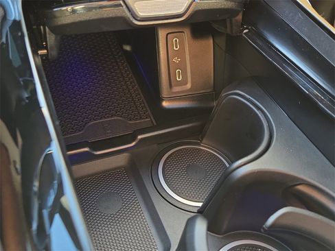 New 2026 Mercedes-Benz GLC 300 image 21