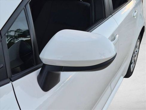 Used 2024 Toyota Corolla LE FWD image 7