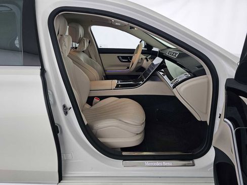 Used 2022 Mercedes-Benz S 500 S 500 image 10