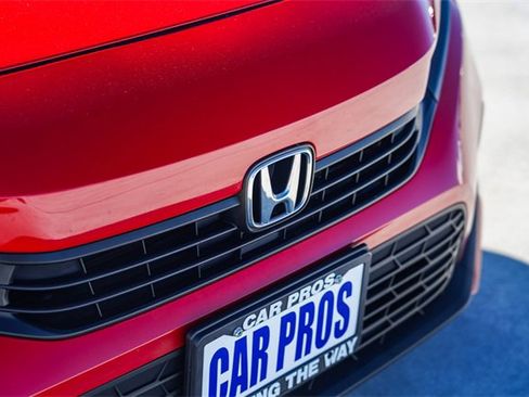 Used 2023 Honda Civic Sport image 5